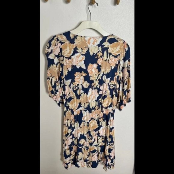Kivari Briar Floral Tie Front Mini Dress Navy Peach Tiered Medium - Picture 2 of 6